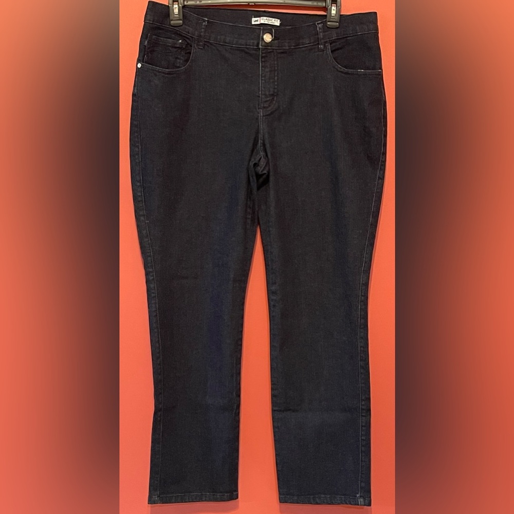 Dark Blue Women's Jeans. NWOT